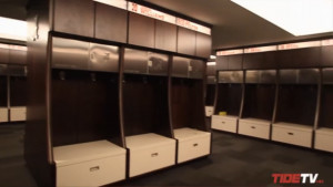 How Alabama's New Facility Compares to Oregon's New Football ...