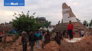 Nepal earthquake survivors take stock of devastation