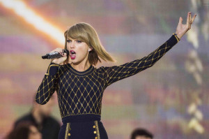 Image: Singer Taylor Swift performs on ABC's