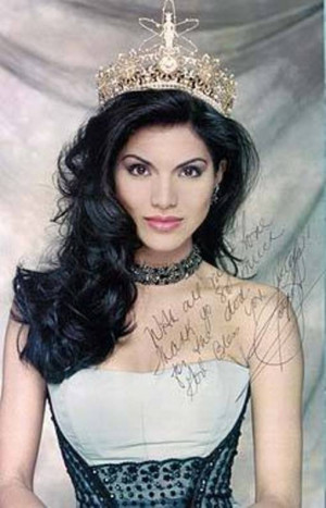 Joyce Giraud Hot