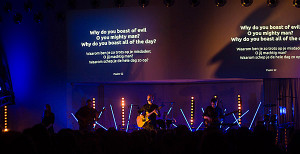 ... sing, as done with Psalm 52 in a 2012 concert in Houten, Netherlands