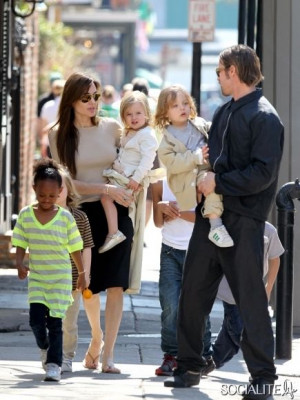 Brad and Angelina's Family | Angelina Jolie and Brad Pitt take their ...