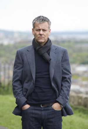 Lestrade being an utter BAMF in the 