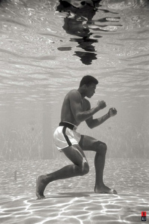 Muhammad Ali - Underwater ( C )