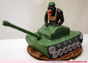 Groom’s Tank Cake (811)
