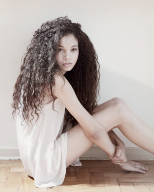 beautiful-black-girl-curly-hair-light-skin-long-hair-Favim.com-401520 ...