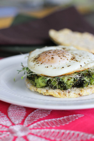 Broccoli Avocado and Egg Toast-3