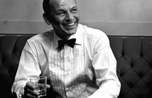 Esquire / Eten & drinken / Frank Sinatra krijgt Jack Daniel's his way