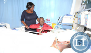 President Sata and the first lady visiting the Presidents son Kazimu ...
