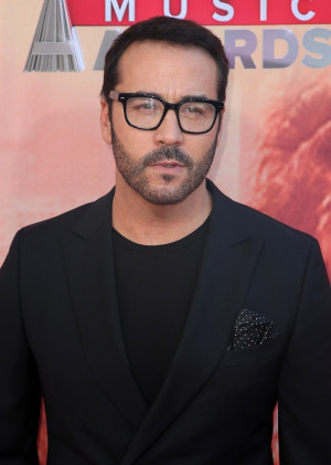 Jeremy Piven Picture 76 2nd Annual iHeartRadio Music Awards