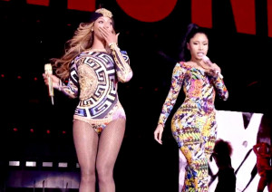 ... Nicki Minaj Avoids Eye Contact With Beyonce While At Coachella [Photo