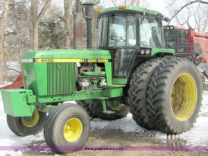 5069.JPG - 1990 John Deere 4455 tractor , 5212 hours on meter , John ...