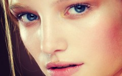 Maud Welzen Wallpaper