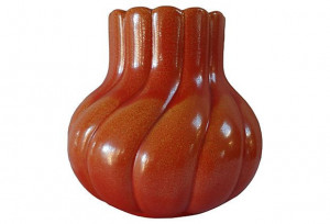 1930s RumRill Ribbed Swirl Vase from the US