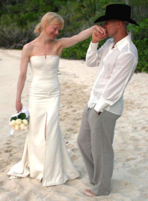 their wedding day, the happy couple, Kenny Chesney and Renee Zellweger ...