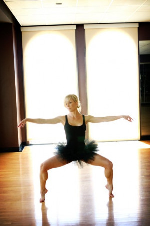 Source: http://www.balletbarreworkout.com/photos.php