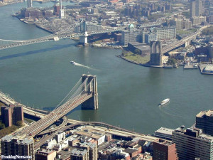 Brooklyn Bridge Missing - pictures