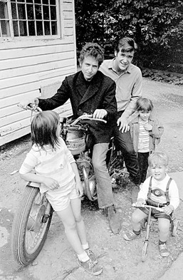 Arts & Entertainment