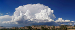 Description Anvil shaped cumulus panorama edit crop.jpg