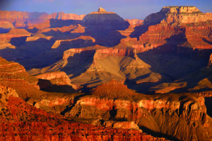 grandcanyonjeeptours.comThe Grand Canyon at sunset