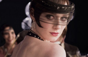 As mulheres: Bvlgari Mon Jasmin Noir para Jordan Baker, Cartier Baiser ...