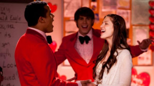 Plus Finn and Rachel share a cute moment when she comes back to Ohio ...