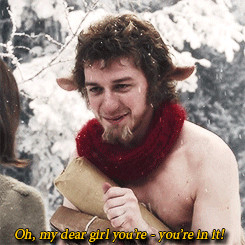 ... lucy pevensie mr tumnus narniaedit I AM IN LOVE WTH THIS COLOURING NGL