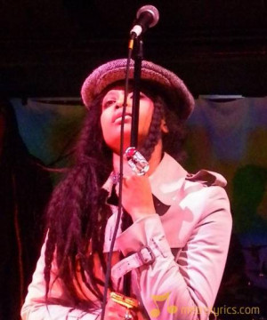 erykah-badu-erykah-badu-to-play-one-off-london-gig.jpg