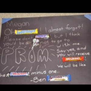 cutest way to ask a girl to prom :) | cool and funny things