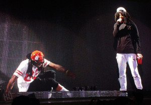 Lil Wayne and Drizzy Drake performed live on the final stop of their ...