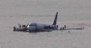Description Plane crash into Hudson River (crop).jpg