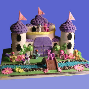 Made This Cake For Friends Daughter Who Turning Castle