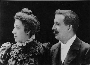 José Escrivá y Dolores Albás, padres de Josemaría