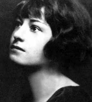 Quotations | Dorothy Parker on Beauty
