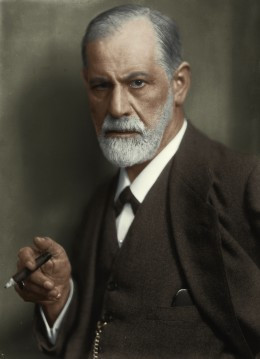 Sigmund Freud (1856) looking sharp.
