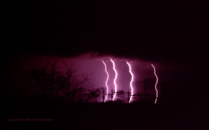 Re: Electrifying pictures of lightning and thunderstorms