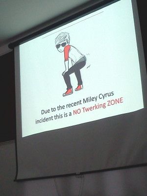 PROTIP: Press the ← and → keys to navigate the gallery, 'g' to ...