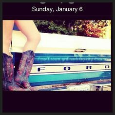 Small town girl with big city dreams ♡