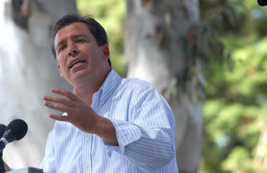 Manuel Velasco Precursor Salud