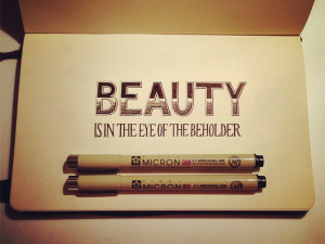 hand-lettering-quotes-artsy-quotations-chicquero-beauty-is-in-the-eye ...