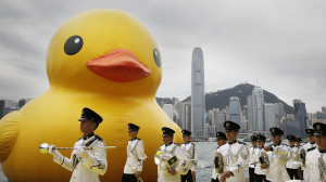 Florentijn Hofman Huge Floating Duck Adorable Sculpture