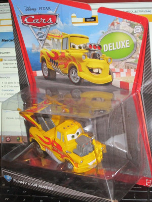 Funny Car Mater Oversized Disney Cars 2 - $ 140.00 en MercadoLibre