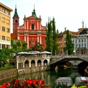... Slovenia Ljubljana, Slovenia Photo, Travel Bugs, Canal Bridges, Travel