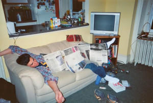 15 signs you've overstayed your welcome at a friend's house