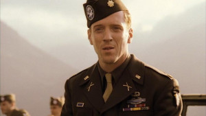 Winters interpretado pelo ator Damian Lewis na minissérie 