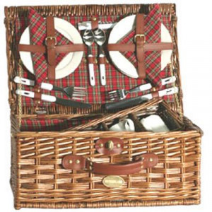Scottish Pasture Picnic Basket For 4