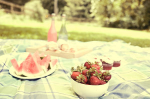 bokeh, cupcakes, cute, ichigo, picnic, strawberries, strawberry ...