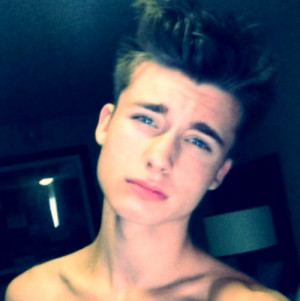 Christian Collins Weeklychris Girlfriend