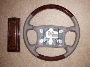 Cadillac-Deville-1994-Steering-wheel-Leather-wood-match