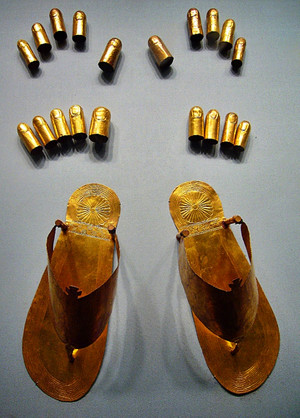 Ancient Egyptian gold jewlery
